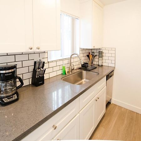 Cozy Small 2 Bedroom In Koreatown/Hollywood Los Angeles Bagian luar foto